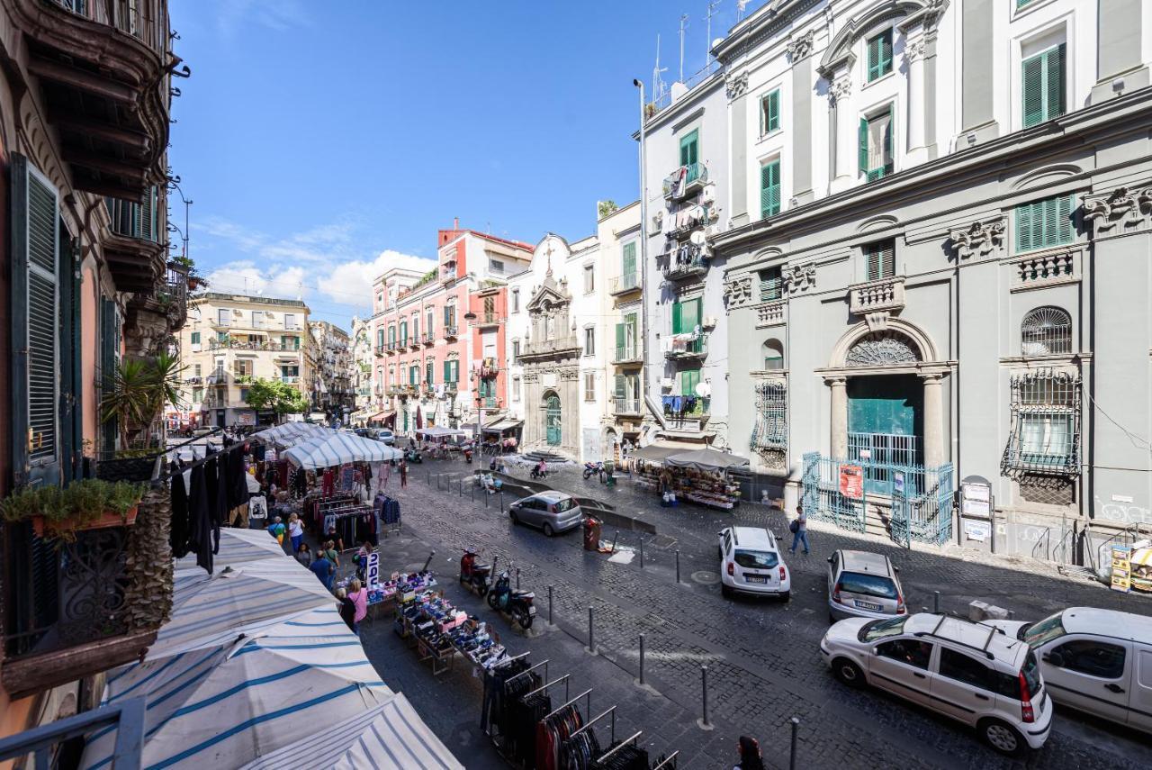 Palazzo Dello Spagnolo Suite نابولي المظهر الخارجي الصورة