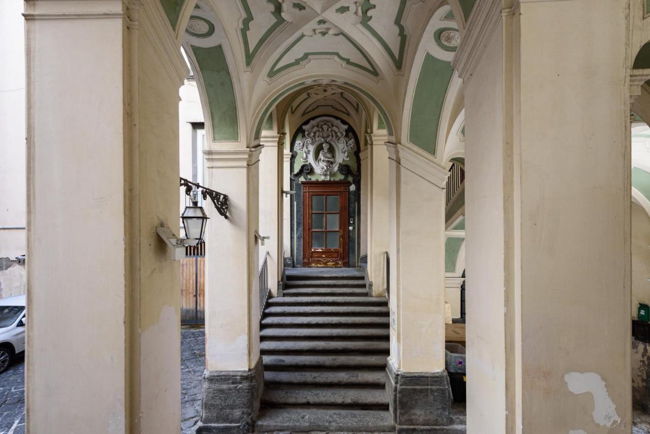 Palazzo Dello Spagnolo Suite نابولي المظهر الخارجي الصورة