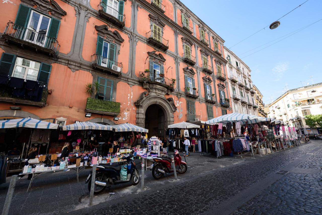 Palazzo Dello Spagnolo Suite نابولي المظهر الخارجي الصورة